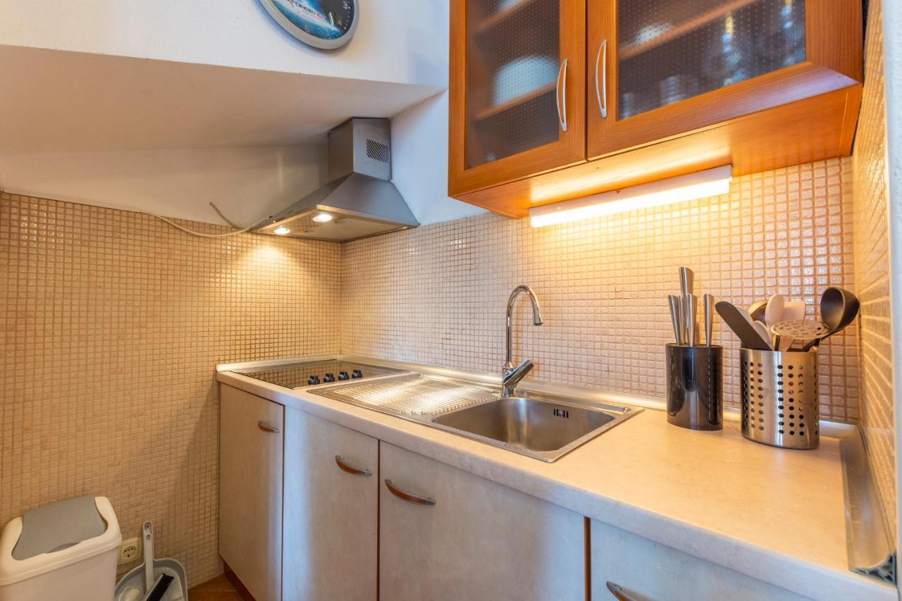 Janus Apartments Jelsa  Zewnętrze zdjęcie