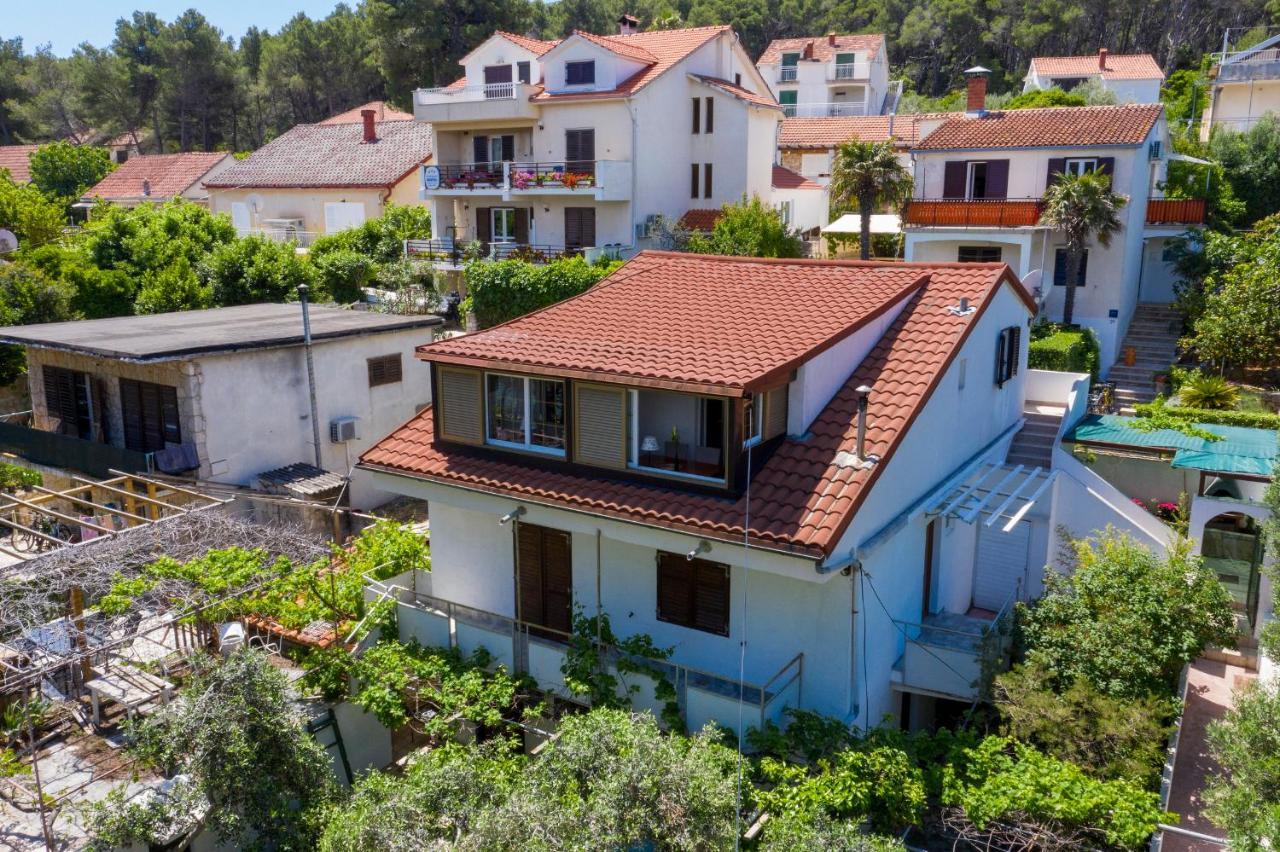 Janus Apartments Jelsa  Zewnętrze zdjęcie