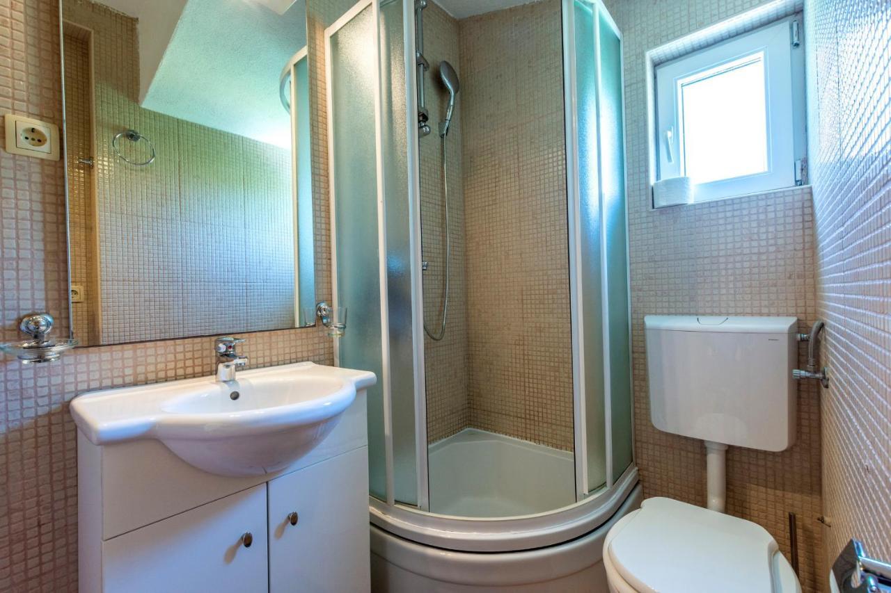 Janus Apartments Jelsa  Zewnętrze zdjęcie